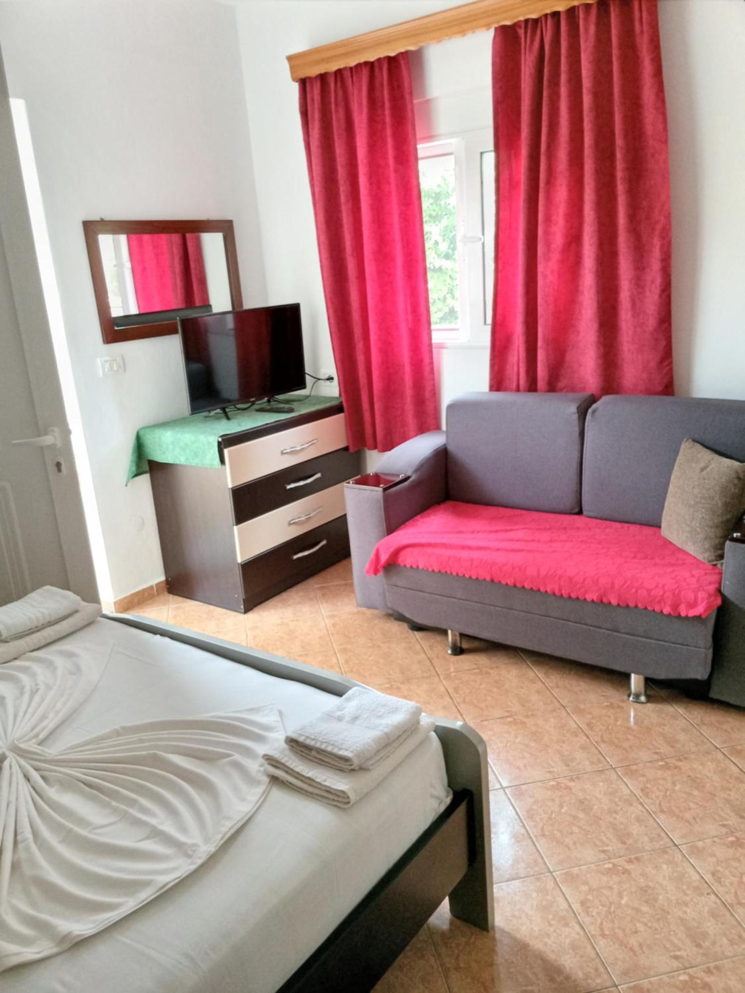 Vila Zogaj Ksamil Szoba fotó